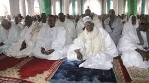 SERIGNE MOUNTAKHA BASSIROU MBACKE APRES LA PRIERE DU VENDREDI : «S'assembler avec un malade ne signifie pas que la contagion se fera. Il faut que la volonté de Dieu en soit ainsi, pour que cela se fasse»