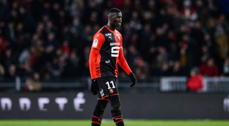 APRES L’OLYMPIQUE DE MARSEILLE ET WEST BROMWICH ALBION: Mbaye Niang discute avec le Torino