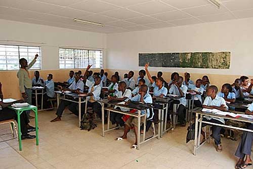 SUIVI DES ENGAGEMENTS AVEC LES SYNDICATS D’ENSEIGNANTS, RELANCE DU PRET DMC POUR UN PROGRAMME DE LOGEMENT DES ENSEIGNANTS…: Ces mesures phares de Macky Sall pour apaiser le climat social du secteur éducatif