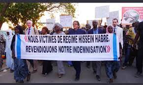 DÉCÈS DE L'ANCIEN DIRIGEANT TCHADIEN À DAKAR Human Rights Watch rappelle que les victimes de Habré attendent toujours une indemnisation