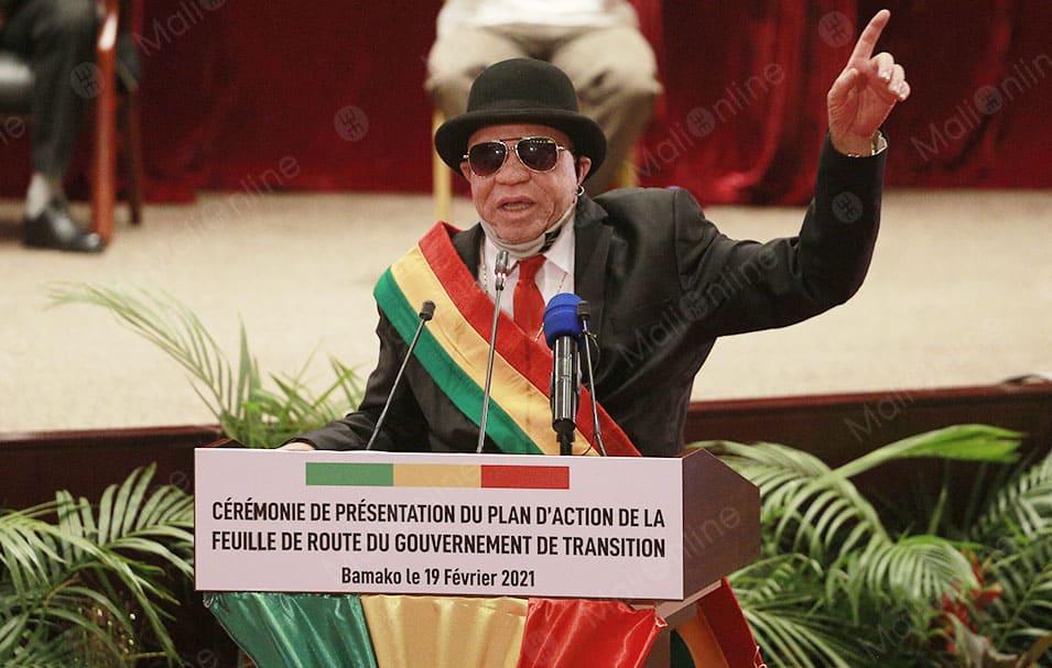 Salif Keita et les organisations maliennes basées au Sénégal dénoncent