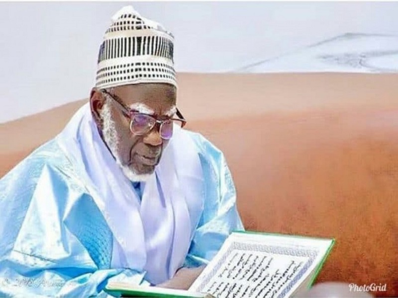 Serigne Mountakha Bassirou Mbacké remet un«diakhal» de 3 millions les parents des victimes