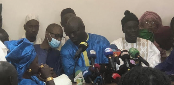 PASSATION DE SERVICE A LA MAIRIE DE GUEDIAWAYE :Aliou Sall zappe la séance, AhmedAïdaramaintient lundi pour le démarrage du travail