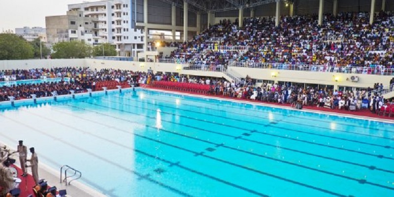 Macky, Dias-fils-la Piscine Olympique