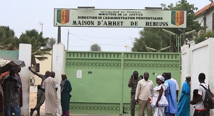 RESTAURATRICE AUX ALENTOURS DE LA PRISON DE REBEUSS DEPUIS 10 ANS Ndjira Kama accusée d’avoir cachéun cornet de yamba dans le plat de haricots destiné à un détenu