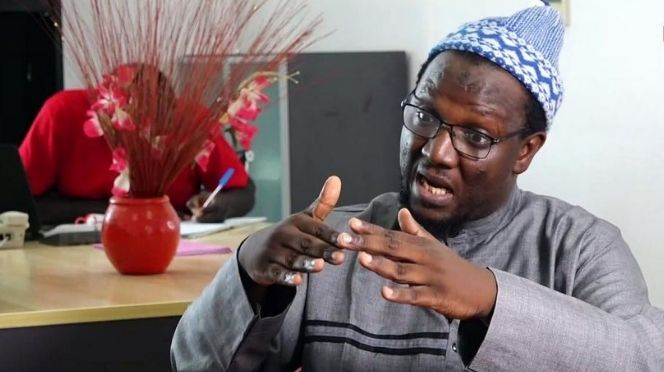 Cheikh Oumar Diagne passe une nuit au commissariat du Plateau