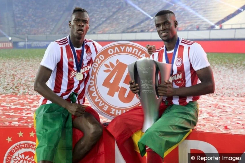 GRÈCE: Pape Abou Cissé et Ousseynou Ba encore sacrés champions avec l’Olympiacos