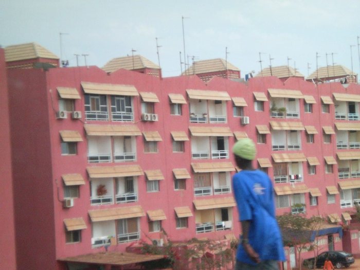 Au secours au habitants Hann Maristes lot V