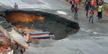 PREMIÈRE FORTE PLUIE :Dakar patauge, une partie du point de l’émergence s’affaisse, d’énormes dégâts matériels