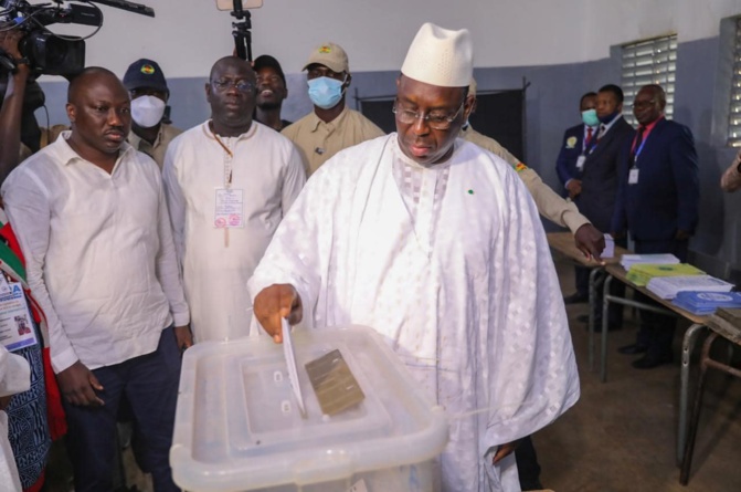 Fatick : Le président Macky Sall confirme sa suprématie dans son bureau de vote