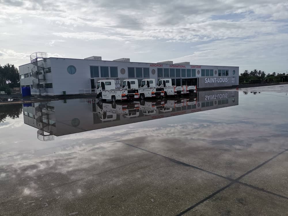 INAUGURÉ LE 4 JUILLET EN GRANDE POMPE POUR UN COUT DE 23 MILLIARDS : L'aéroport de Saint-Louis sous les eaux