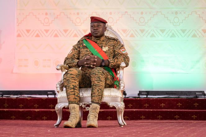 NOUVEAU COUP D’ETAT MILITAIRE AU BURKINA FASO :Le colonel Damiba déposé par le capitaine Ibrahima Traoré qui annonce la dissolution du gouvernement et la fermeture des frontières