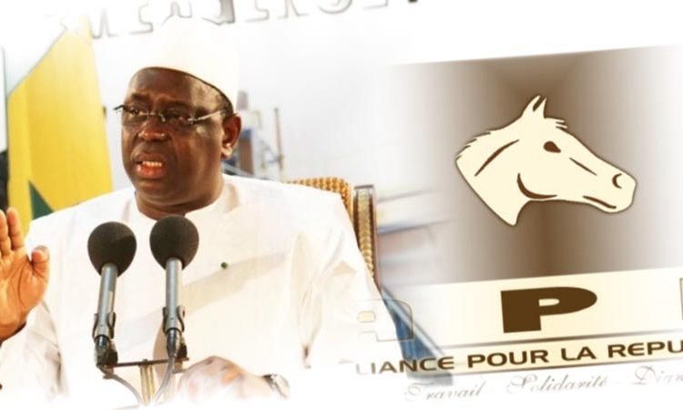 Remobilisation des militants, relance des activités de l’Apr :  Macky Sall décide enfin de structurer son parti en plaçant 1.500.000 cartes