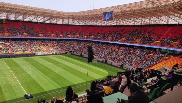 AMBIANCE AU STADE ABDOULAYE WADE: La vente de billets aux politiciens crée une polémique