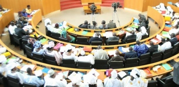 REUNION DU BUREAU DE L’ASSEMBLEE NATIONALE: Benno fait rejeter toutes les propositions de lois, invalide la création de commissions d’enquête, mais favorise la mise en place de la Haute Cour de justice