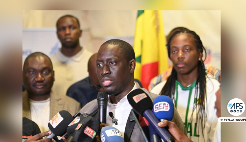 ACCUEIL DES LIONNES DE RETOUR DE L’AFROBASKET : Me Babacar Ndiaye, président de la Fsbb pense déjà aux Jo, Pape Malick Ndour félicite les Lionnes