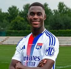 RECRUTE JEUDI DERNIER : Moussa Niakhaté a effectué son premier entraînement avec l’OL