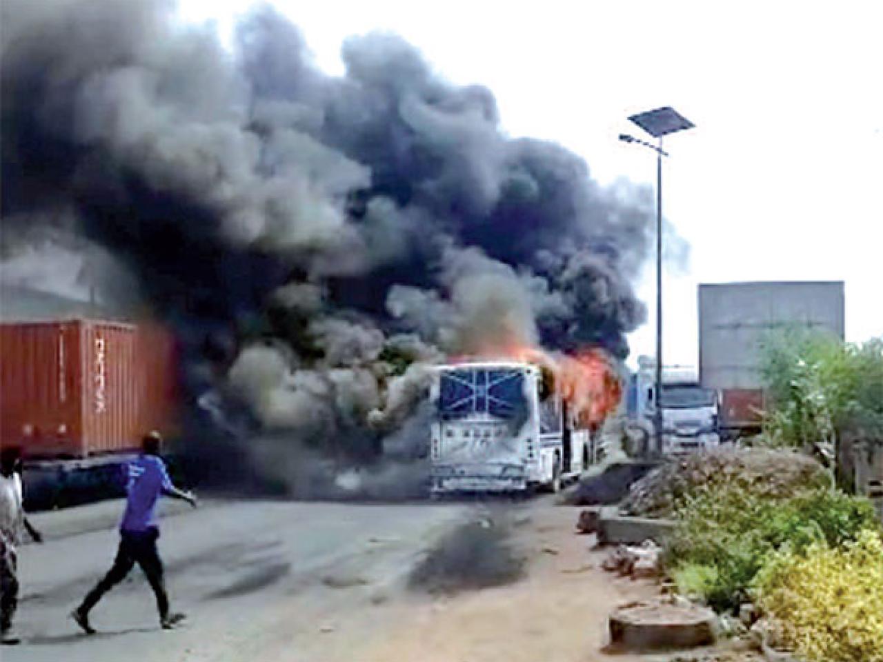 AFFAIRE DU BUS INCENDIE : Retour de Saër Fall au Sénégal après acquittement aux Usa