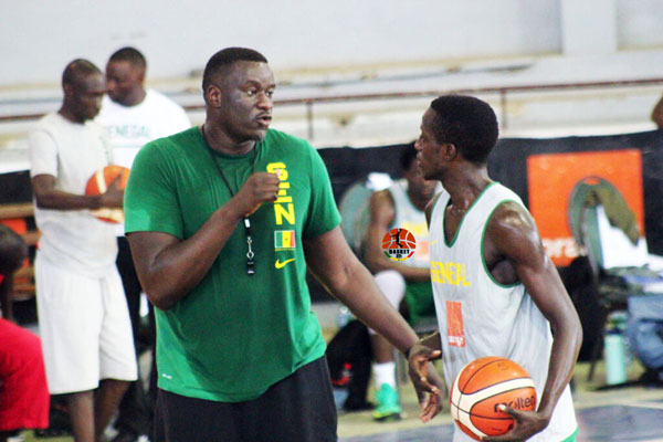 DESAGANA DIOP COACH DES LIONS DU BASKET : "Je voulais faire le regroupement, voir les jeunes et les mettre dans le bain de mes systèmes de jeu. Le match est un plus"