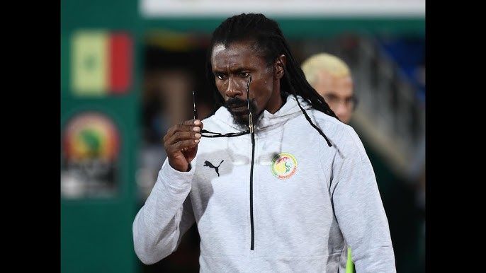 ALIOU CISSE : "Le Burkina est une équipe très dure à affronter, nous les craignons et respectons"