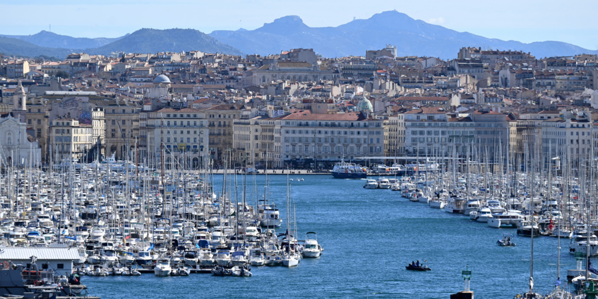 POUR NON-RESPECT DU PAIEMENT DES HEURES SUPPLEMENTAIRES : Le Consul général du Sénégal à Marseille condamné à payer plus de 28 millions de F Cfa de primes à sa secrétaire