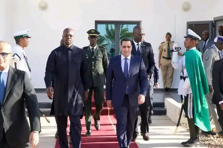 VISITE OFFICIELLE DE TROIS JOURS | LE PREMIER MINISTRE OUSMANE SONKO EN MAURITANIE POUR RENFORCER LA COOPÉRATION BILATÉRALE ET LE PARTENARIAT ÉNERGÉTIQUE