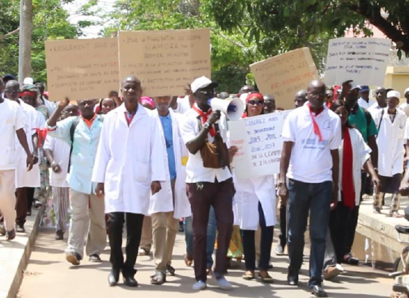 PERTURBATION DU SECTEUR DE LA SANTÉ : La F2S décrète 48h de grève à compter de ce jeudi, le Syntras/Chrz dénonce la gestion de l’hôpital régional de Ziguinchor