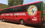 BAL : Le bus des Lions champions d’Afrique transporte l’équipe du Duc