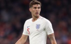 ON SE CALME UN PEU PLUS DU CÔTÉ ANGLAIS: Le défenseur anglais John Stones considère l'élimination de la Belgique comme une «motivation et un rappel que rien n'est acquis»