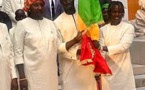 Jeux olympiques : c’est le ministre des Sports, non Diomaye, qui a donné le drapeau aux Lions